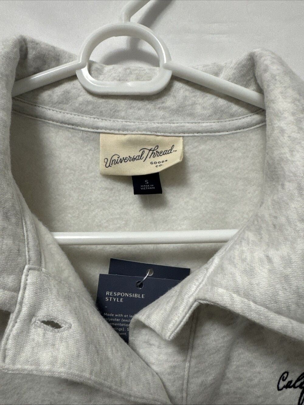 Universal Thread Women’s Cotton Collared Sweatshirt NWT Size M Gray - Picture 4 of 9